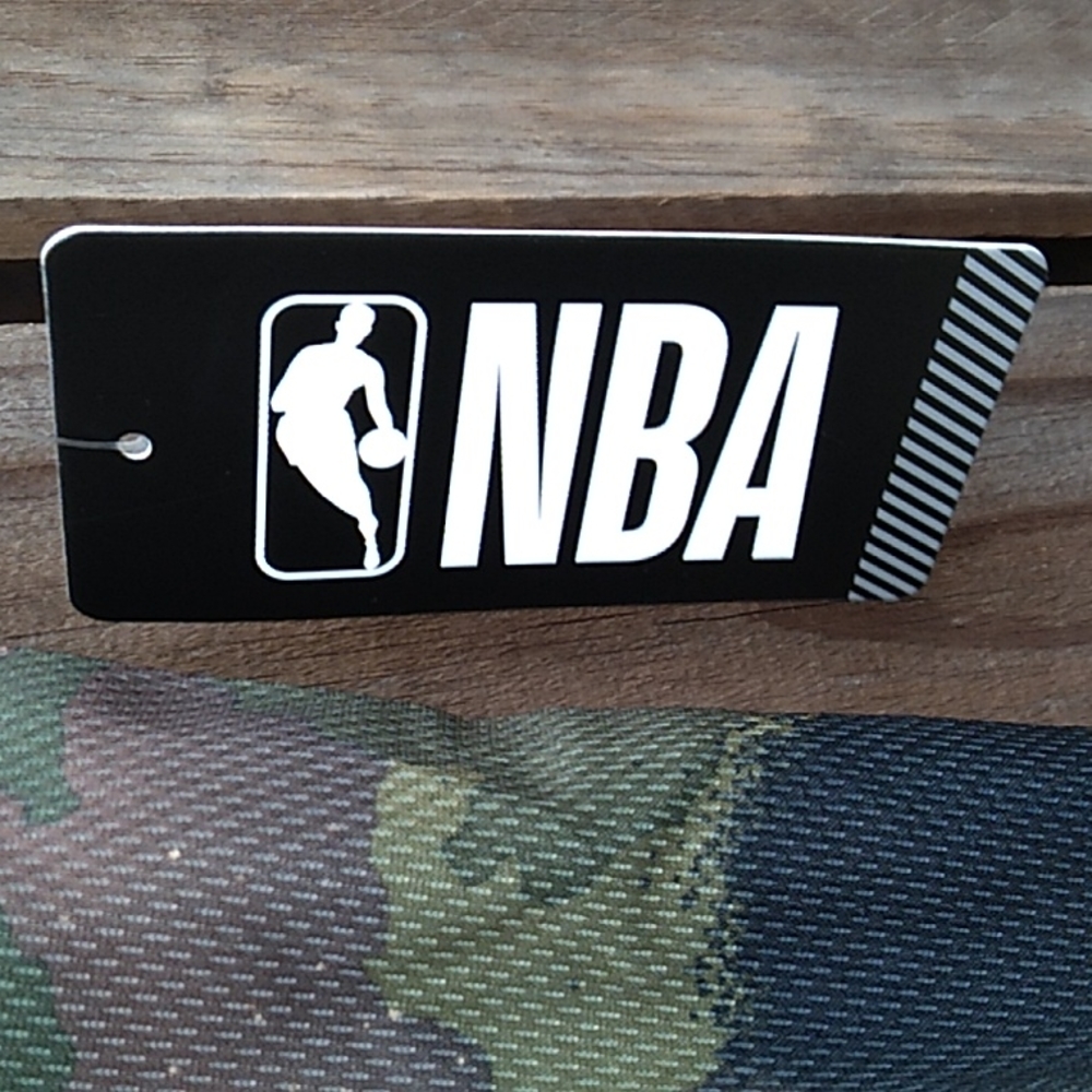 NBA Green Camo Men's Tank Top ( M) - Picture 2 of 10